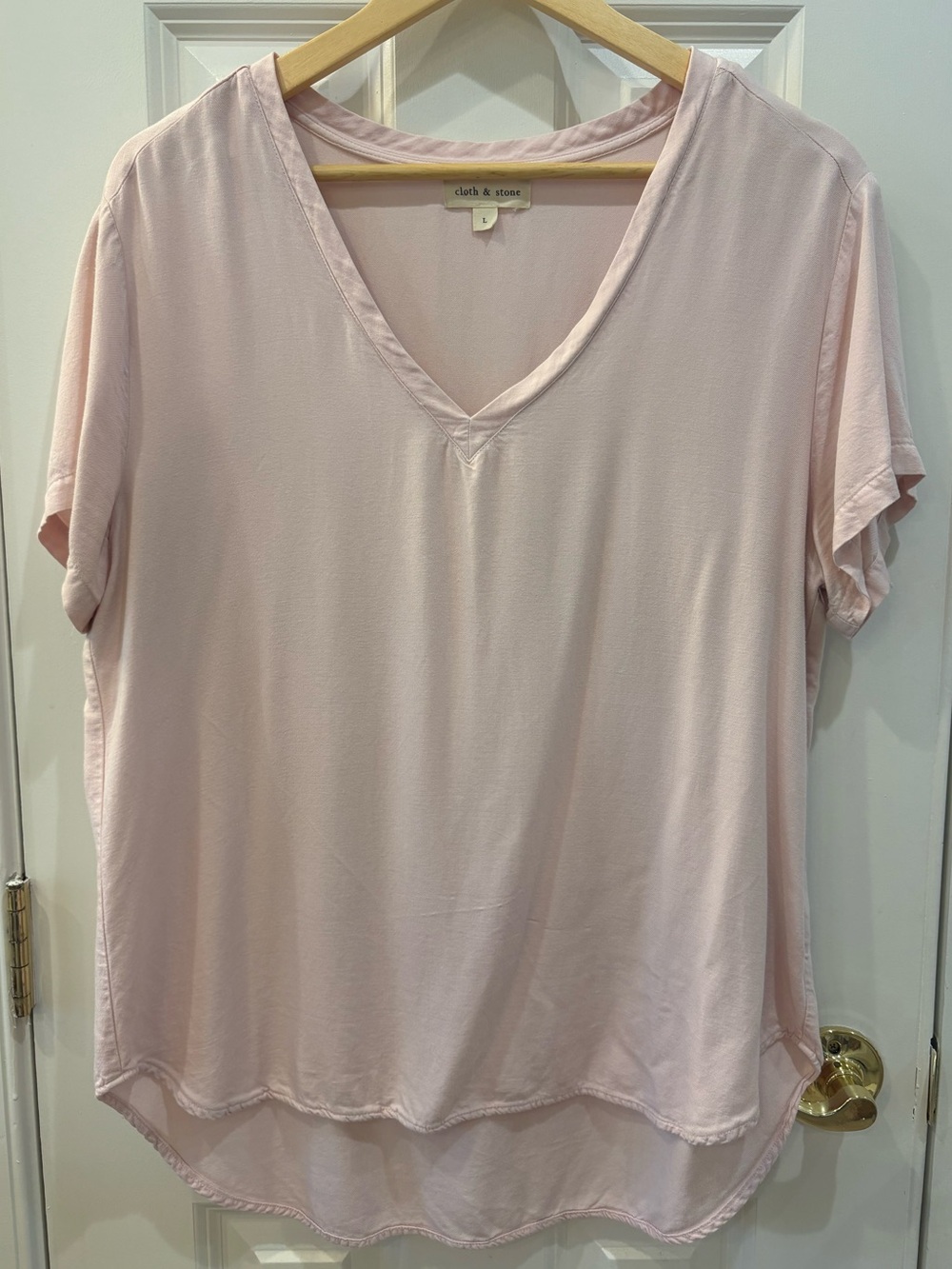 cloth & stone Soft V-Neck Short Sleeve Top, L 💗